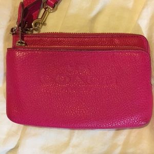 Coach Leather Wristlet Magenta/ Pink